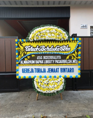 Papan Bunga Duka di Kelayan Selatan